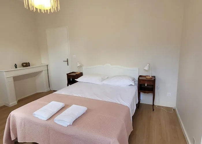 La Belle Saison Lägenhet Bagnères-de-Luchon